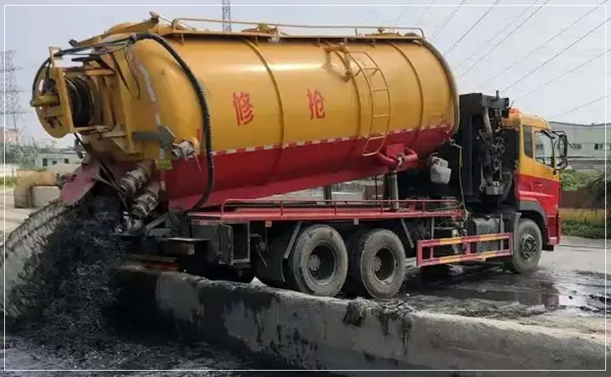 万江沉淀池清理案例